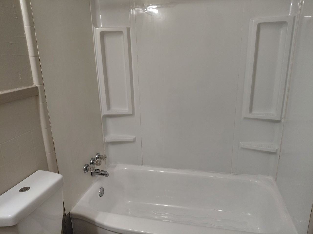 2951 Jefferson St - Photo 6 of 8