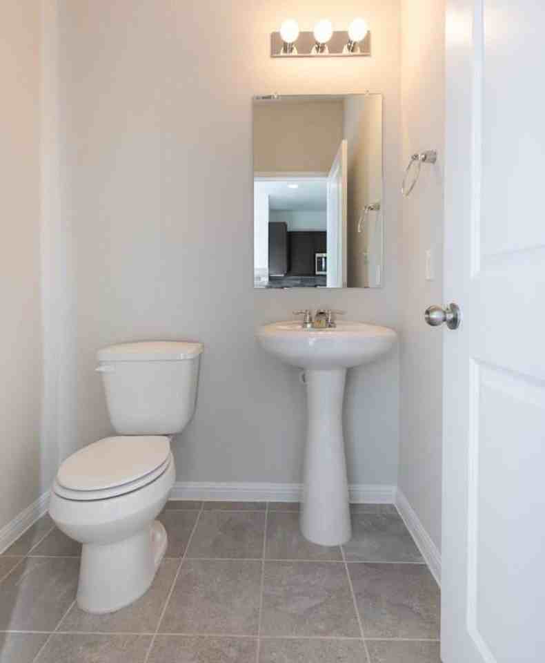 18016 Lungo St - Photo 7 of 23