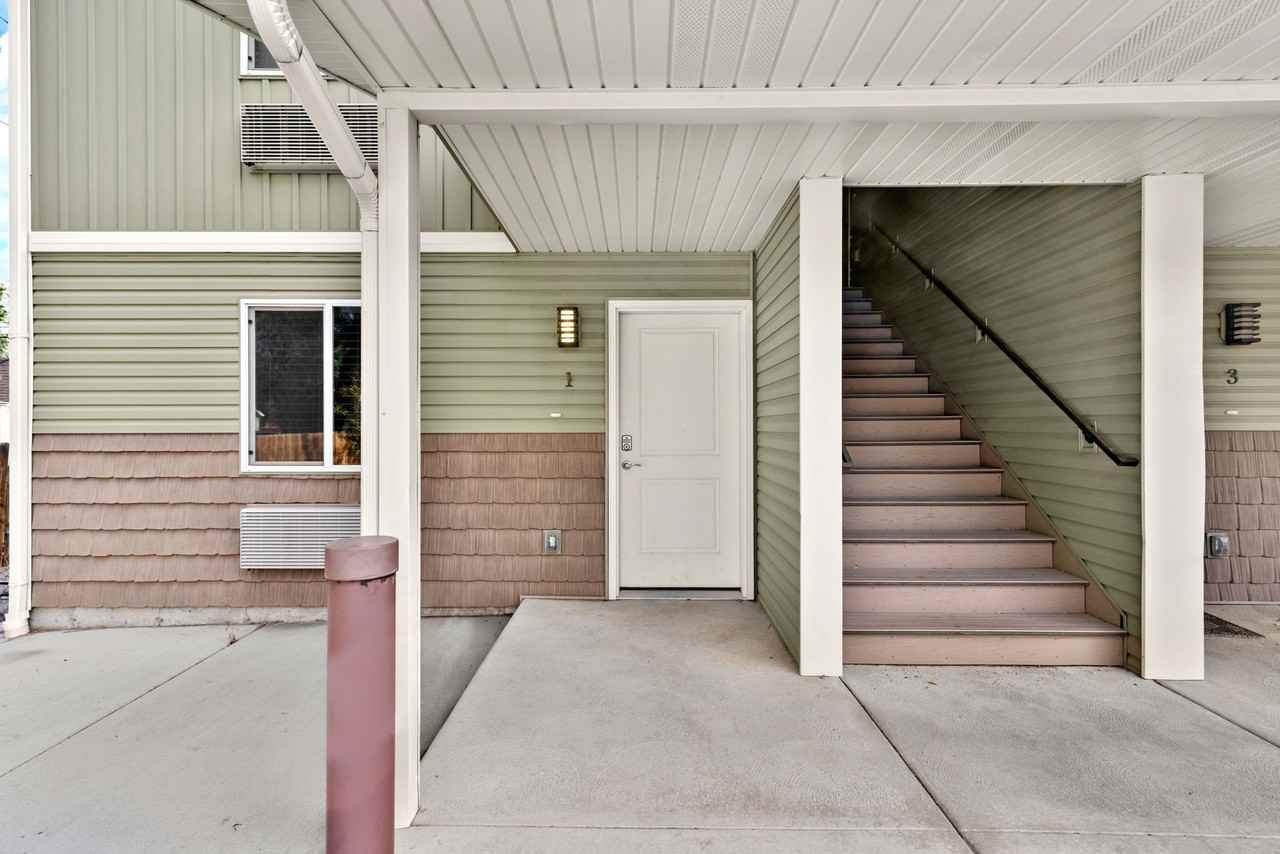 Ken-1430 S 4th Ave. Pocatello, ID 83201 - Photo 3 of 30