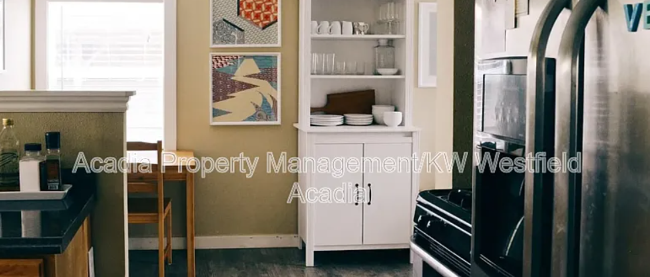 170 N 800 E - Photo 6 of 8