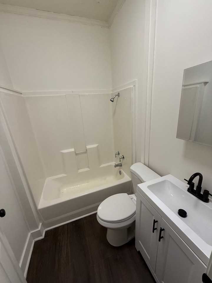 515 Lovvorn Rd - Photo 5 of 7