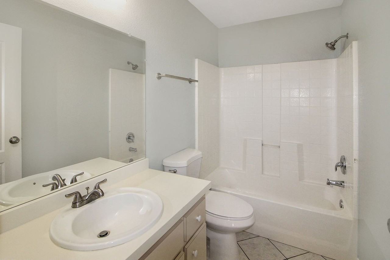 4434 Maywood Ln - Photo 5 of 13