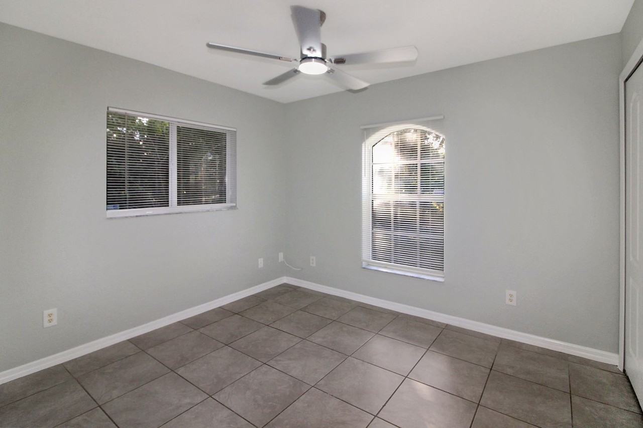 4434 Maywood Ln - Photo 6 of 13