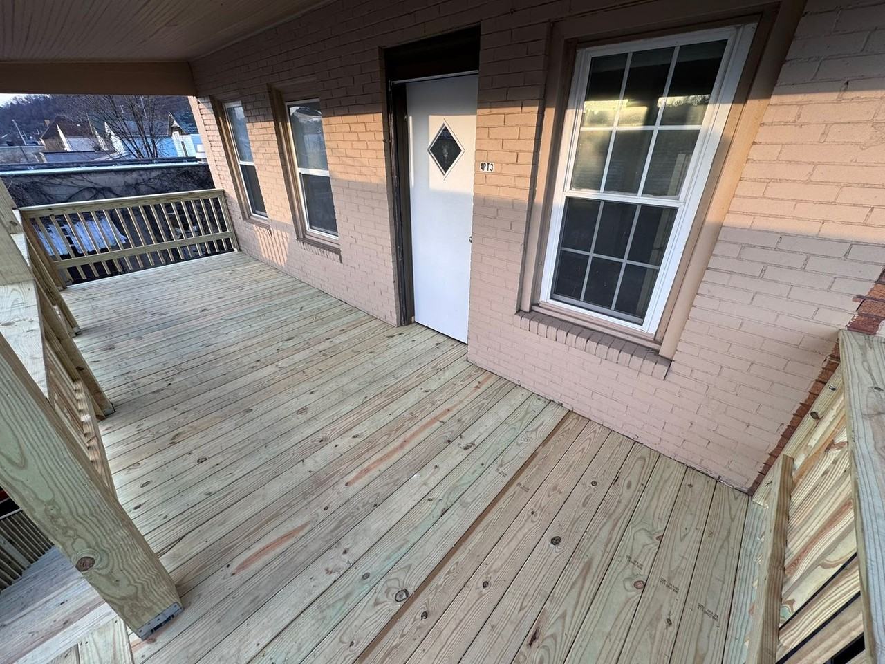 2918 Walnut Street - Photo 3 of 40