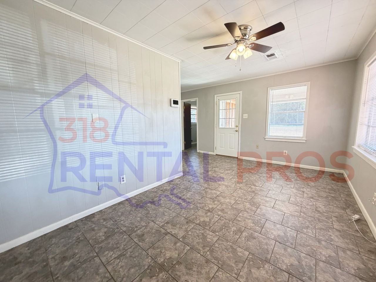 3295 Highway 818 - Photo 3 of 16