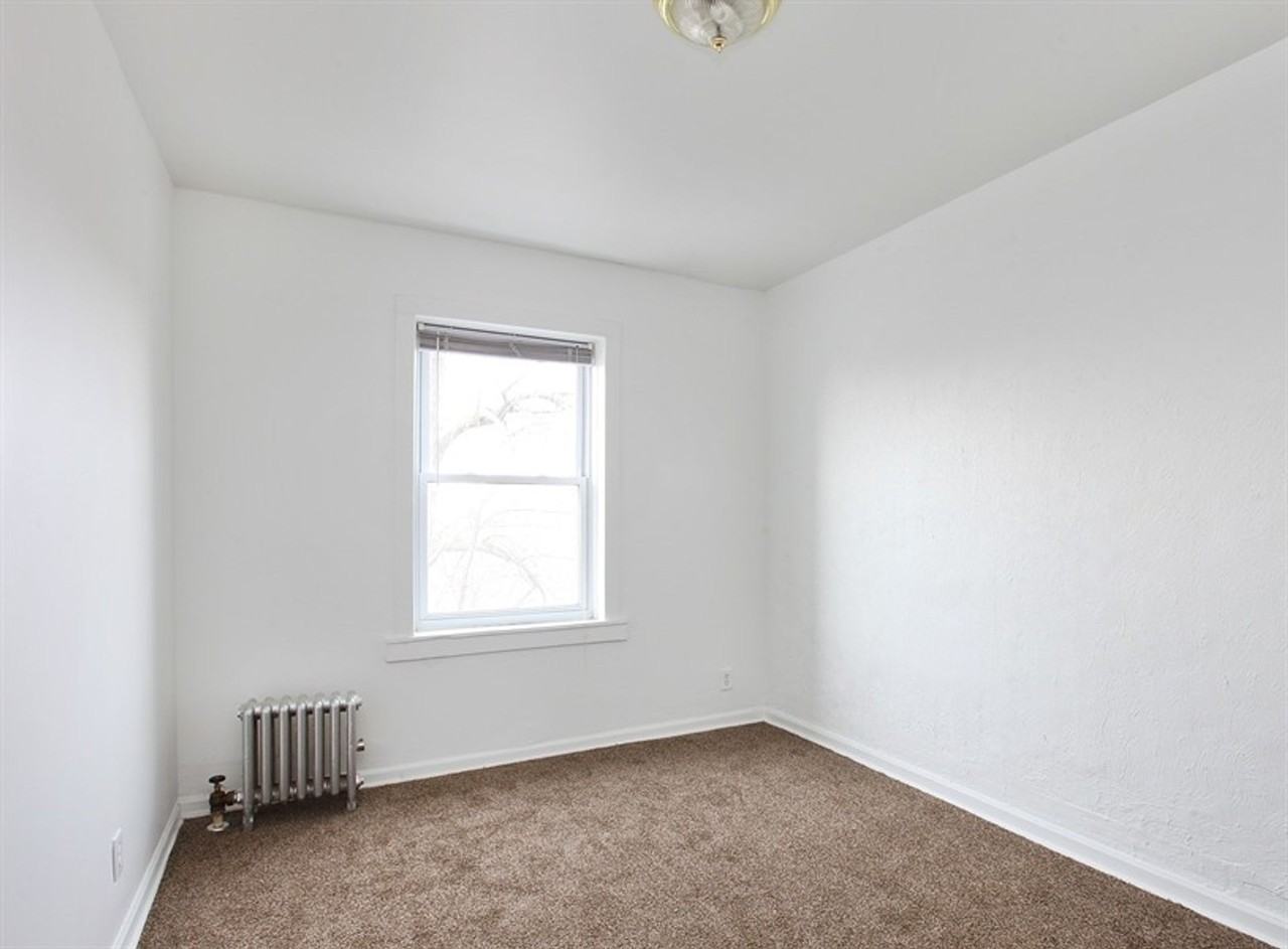 10201 S St Lawrence Ave 601 - Photo 6 of 21