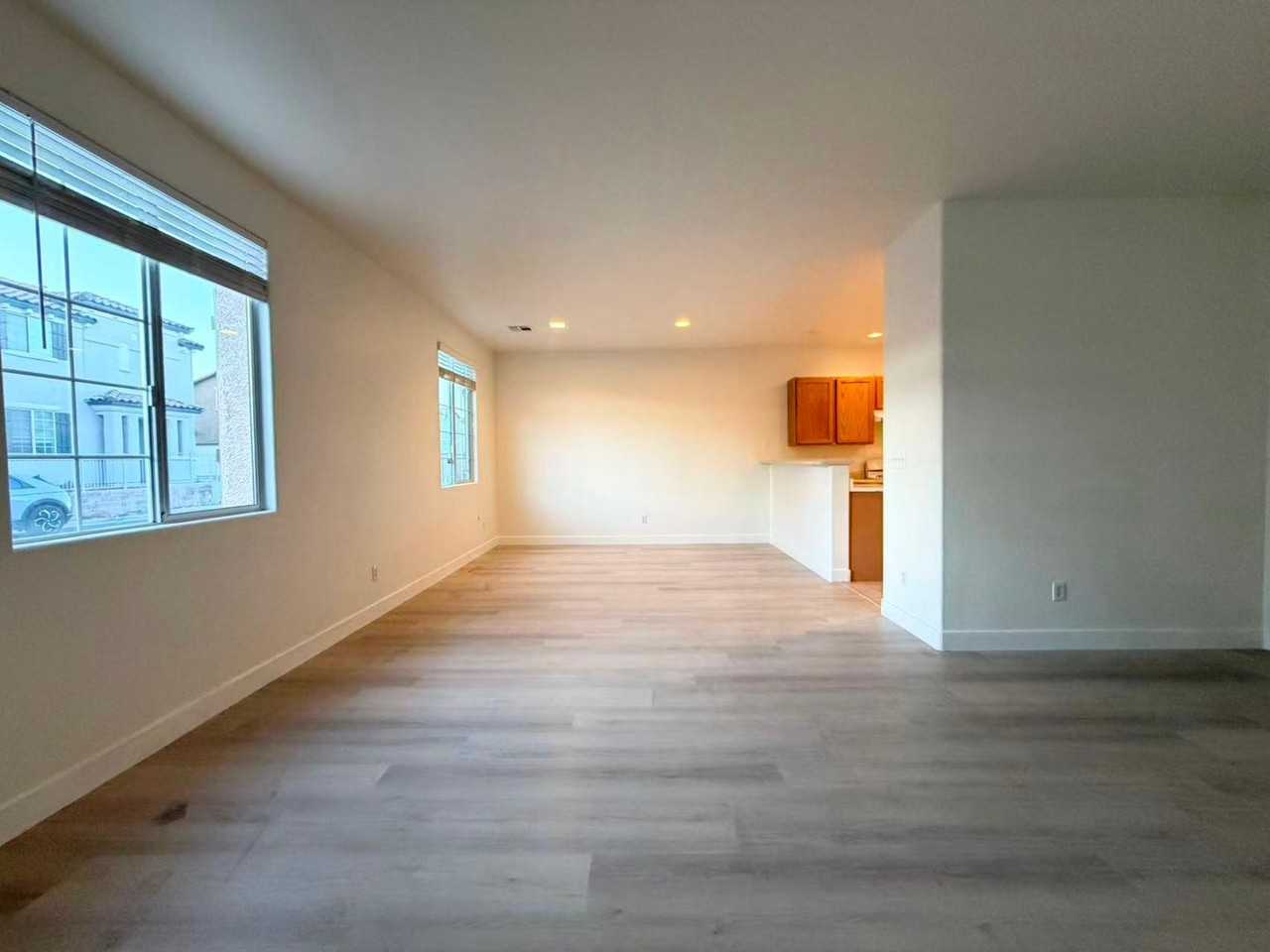 9888 Fountain Walk Ave - Photo 3 of 14