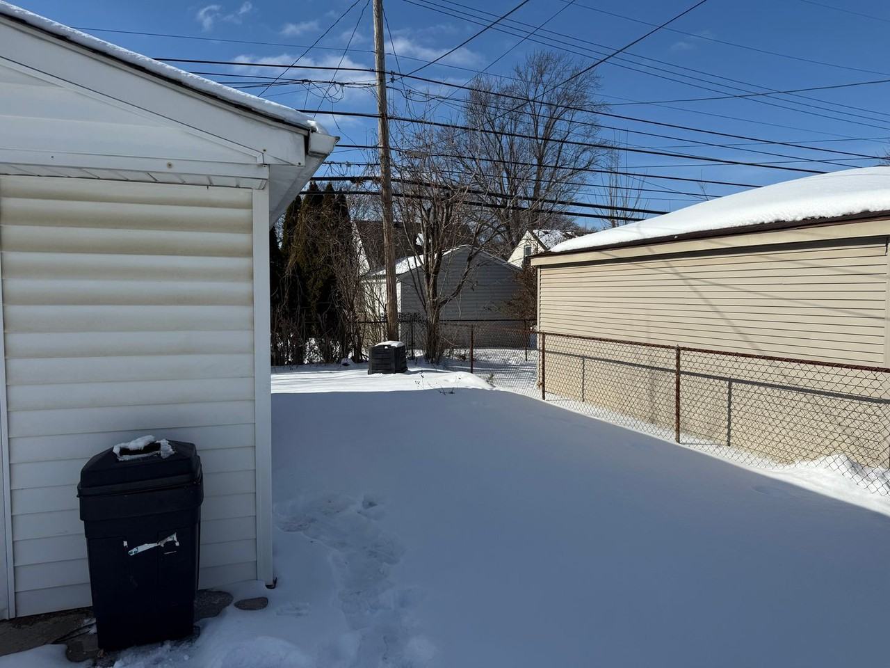 3354 Monroe St - Photo 3 of 23