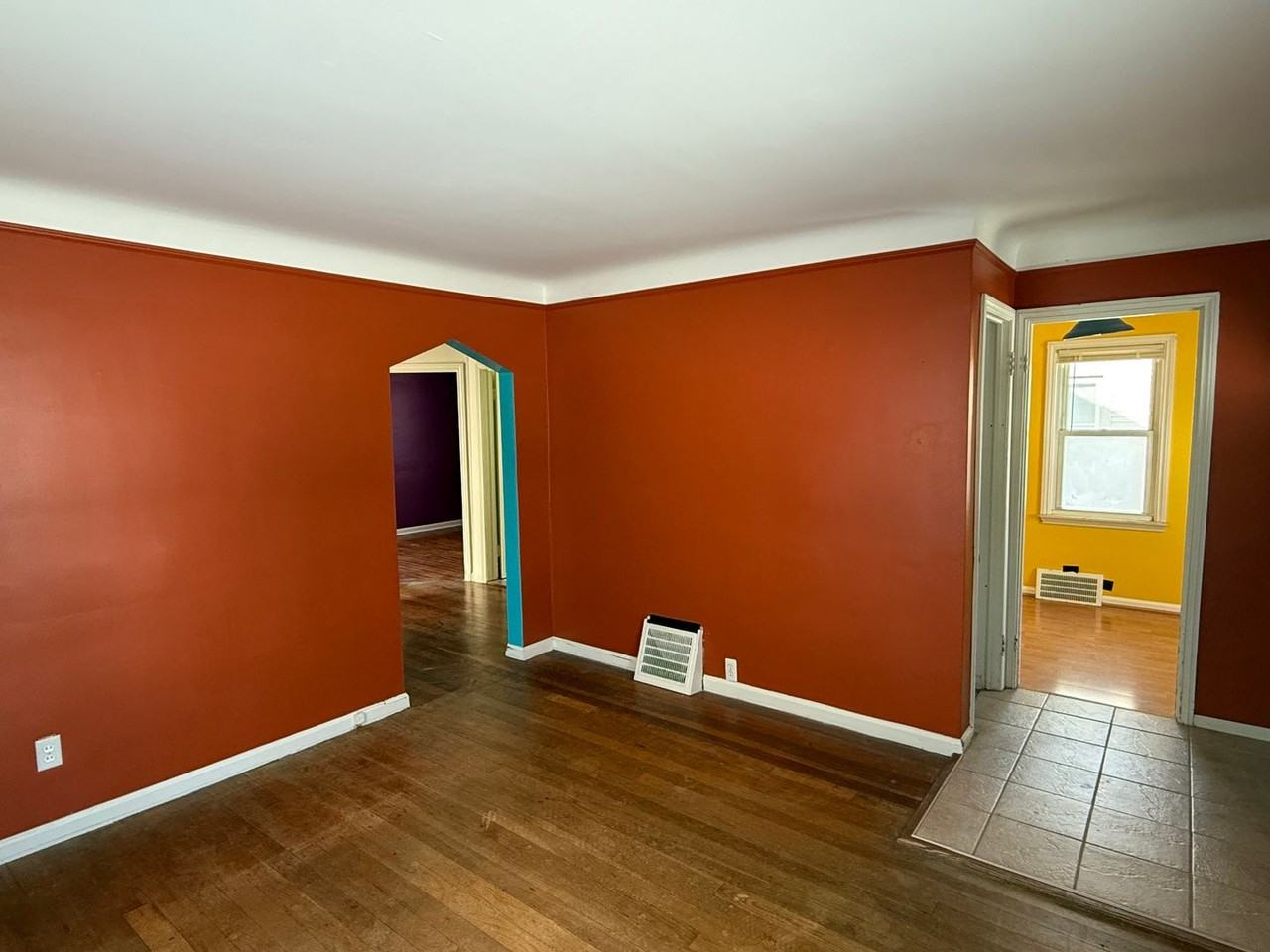 3354 Monroe St - Photo 7 of 23