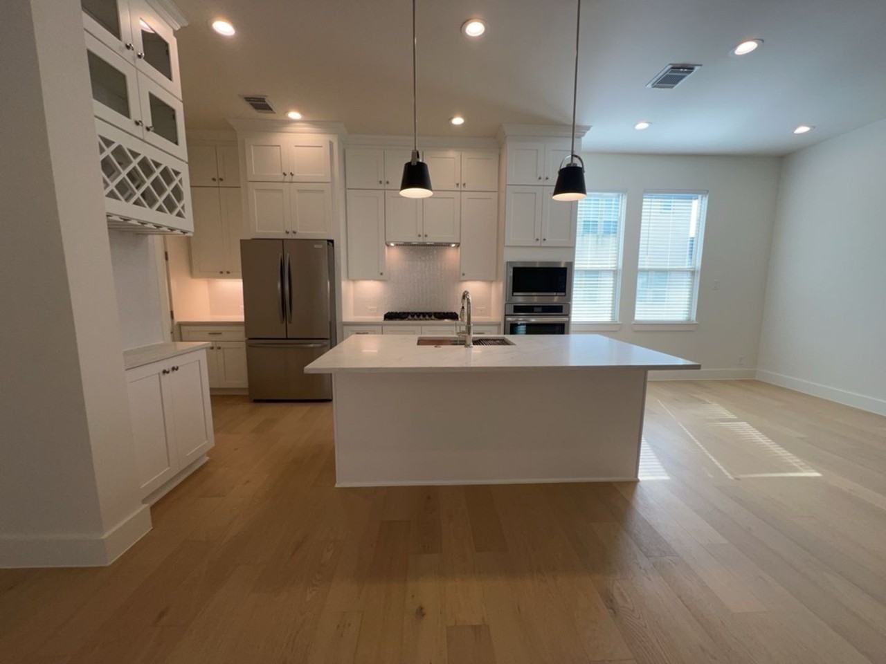 10607 Enclave Shadows Ct - Photo 2 of 22