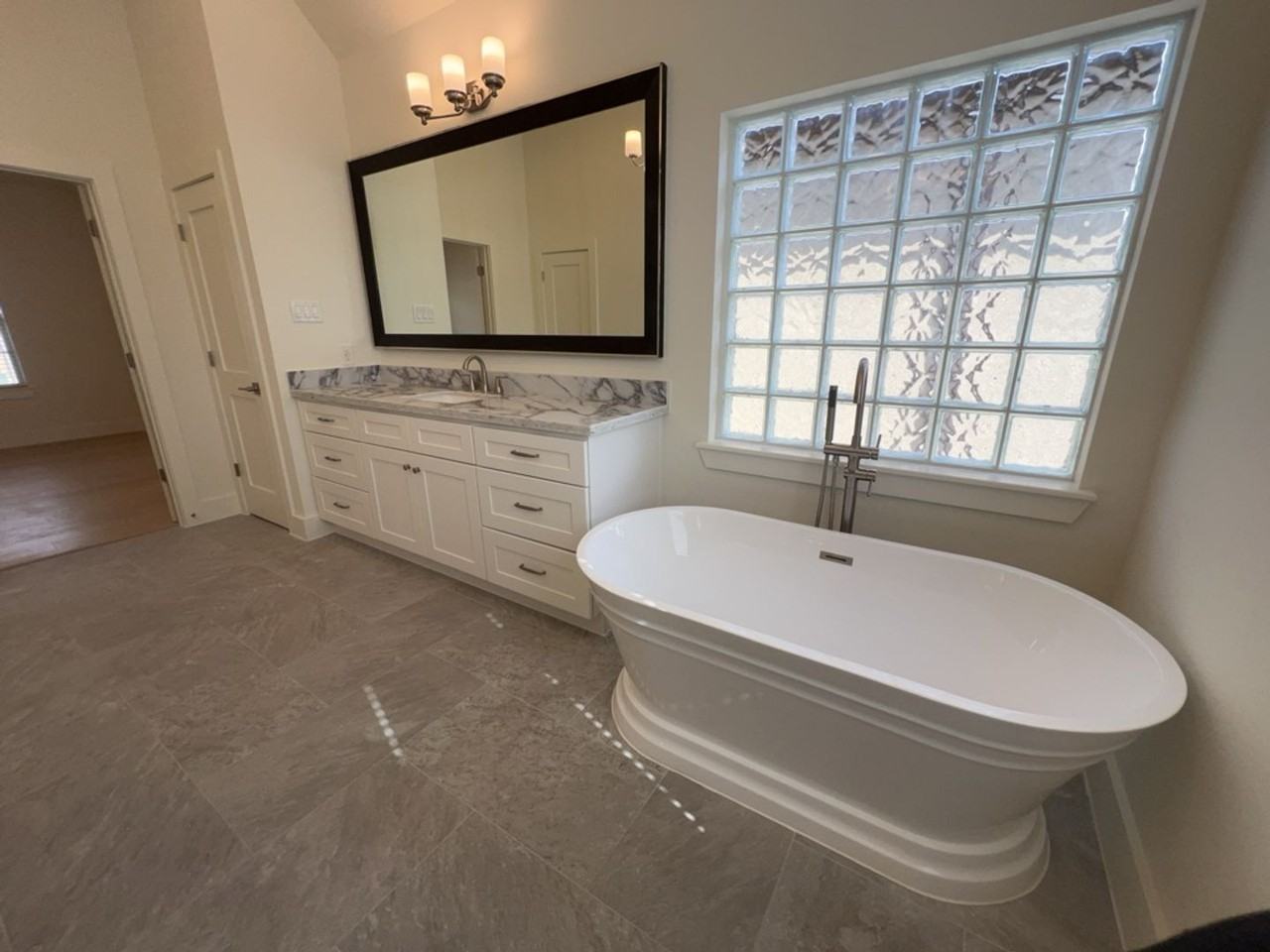 10607 Enclave Shadows Ct - Photo 5 of 22