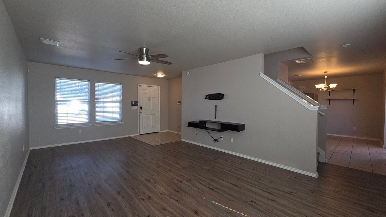 11234 Dublin Trce - Photo 4 of 18