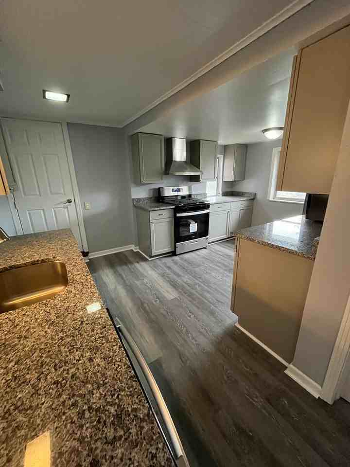 116 Orchard Dr - Photo 3 of 23