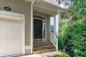 featured image of 815 N Columbia St