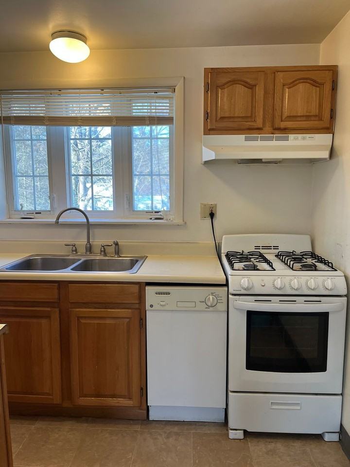 Lakeland - Photo 6 of 35