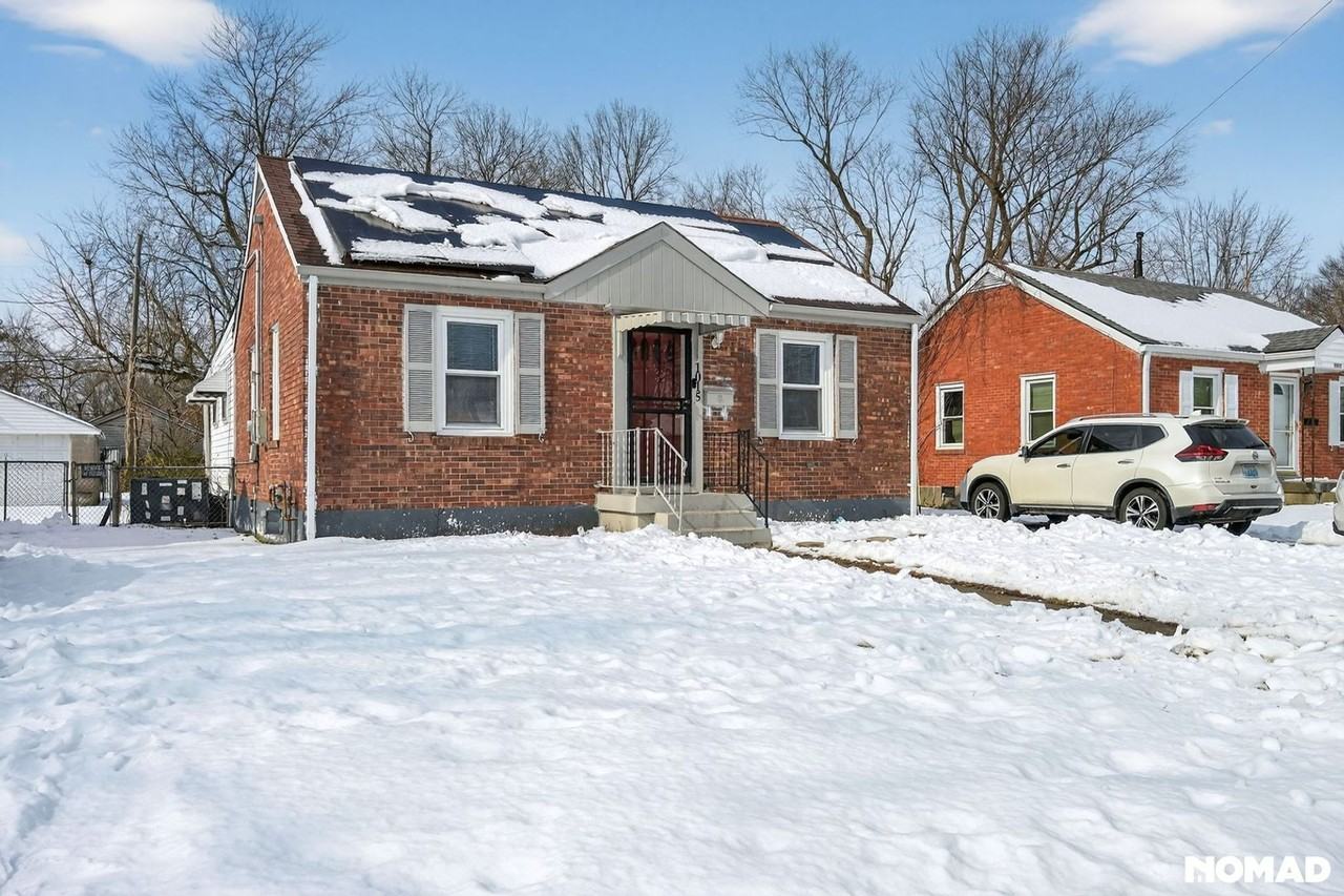 1015 W Indian Trl - Photo 2 of 32