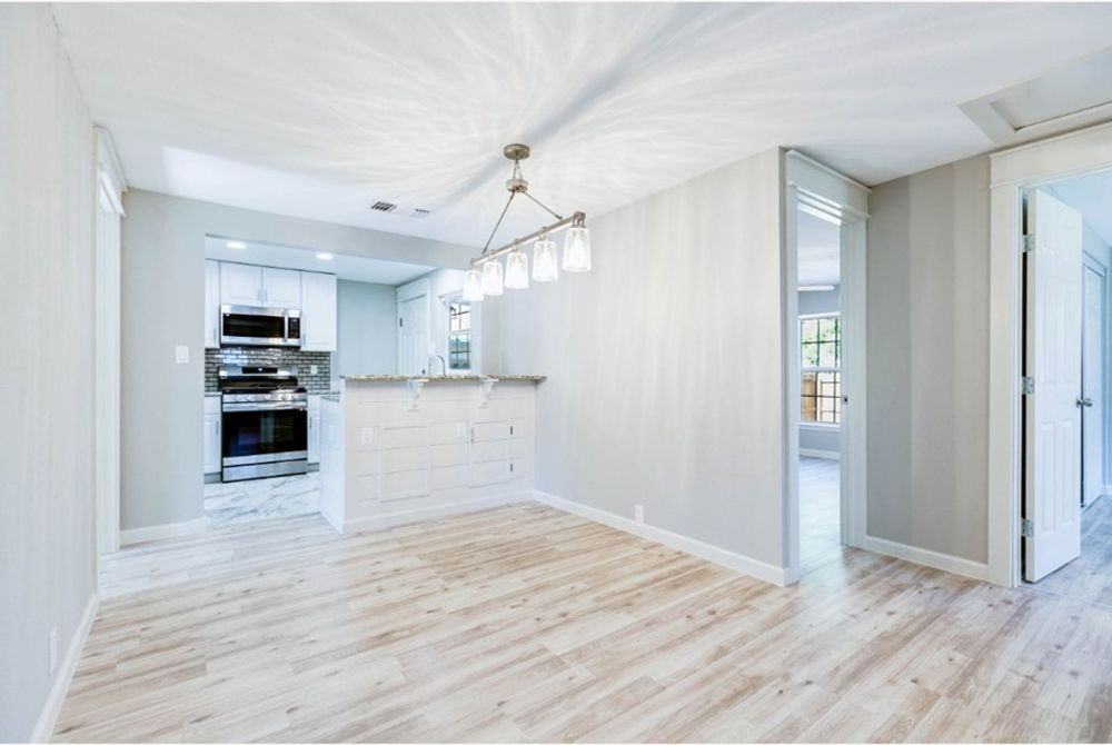 1902 Coleman St - Photo 6 of 24