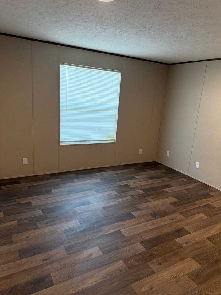 811 Bluebird Rd - Photo 7 of 20