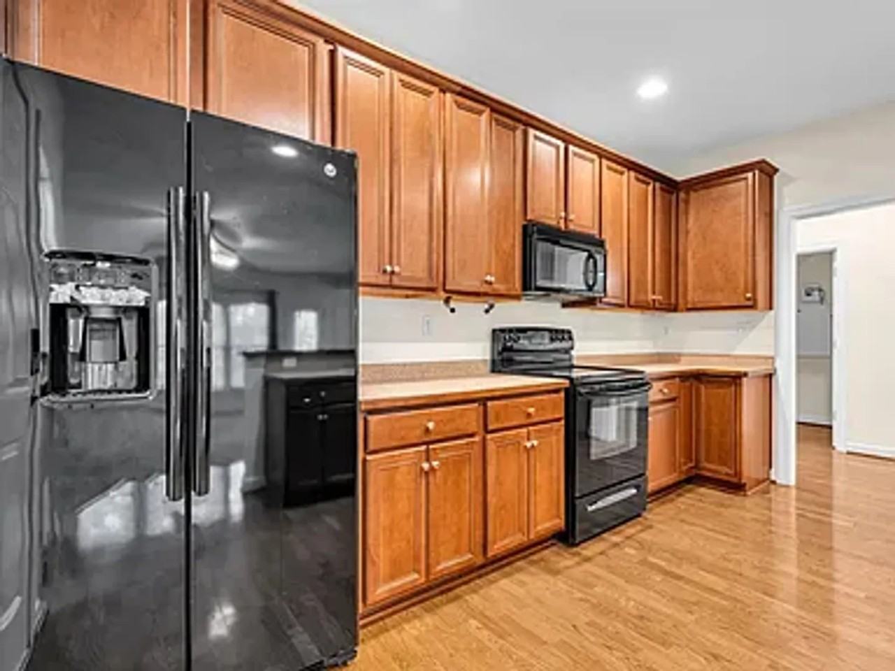 8105 Satillo Ln - Photo 2 of 21