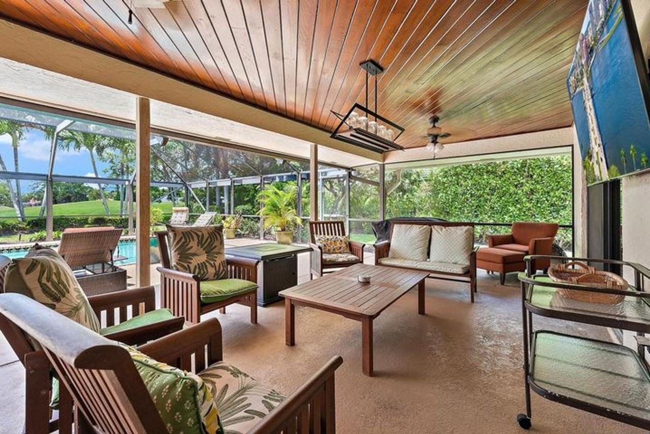 16 Thurston Dr - Photo 4 of 27