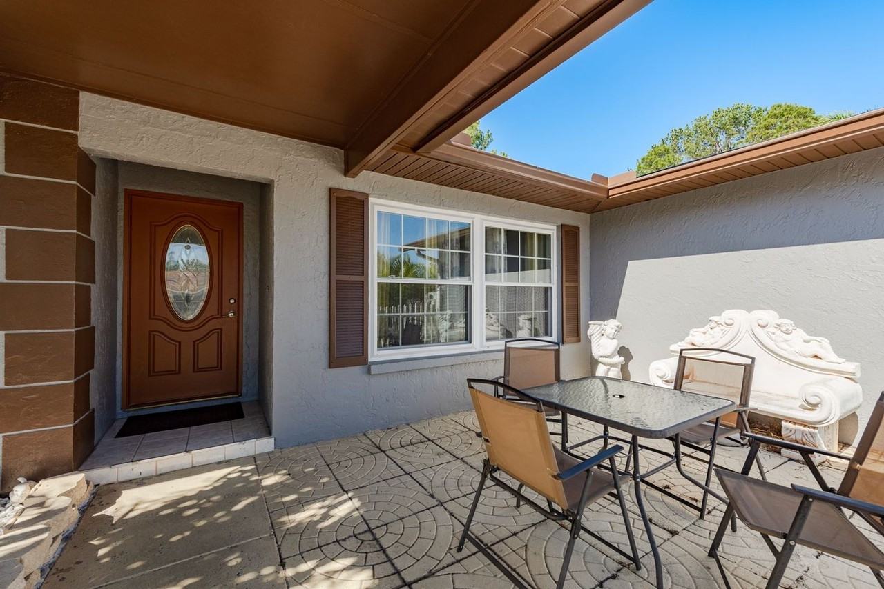 7912 Soaring Trail Ln - Photo 4 of 39