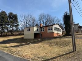 featured image of 6944 Kieffer Rd