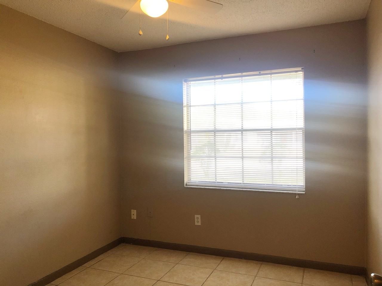 2811 Fulford St - Photo 6 of 17