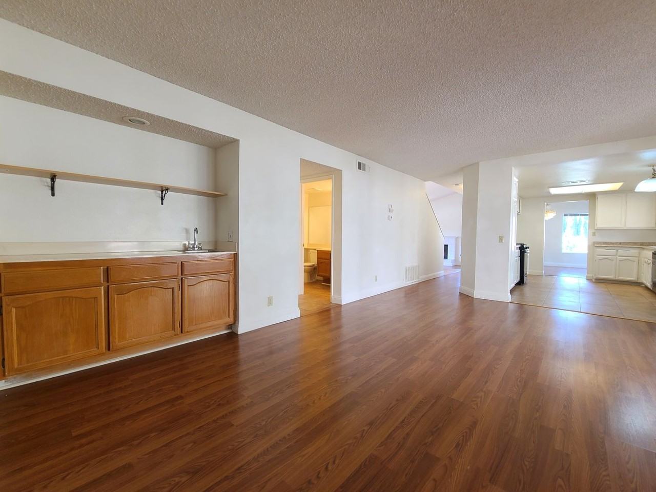 3075 Prado Ln - Photo 5 of 24