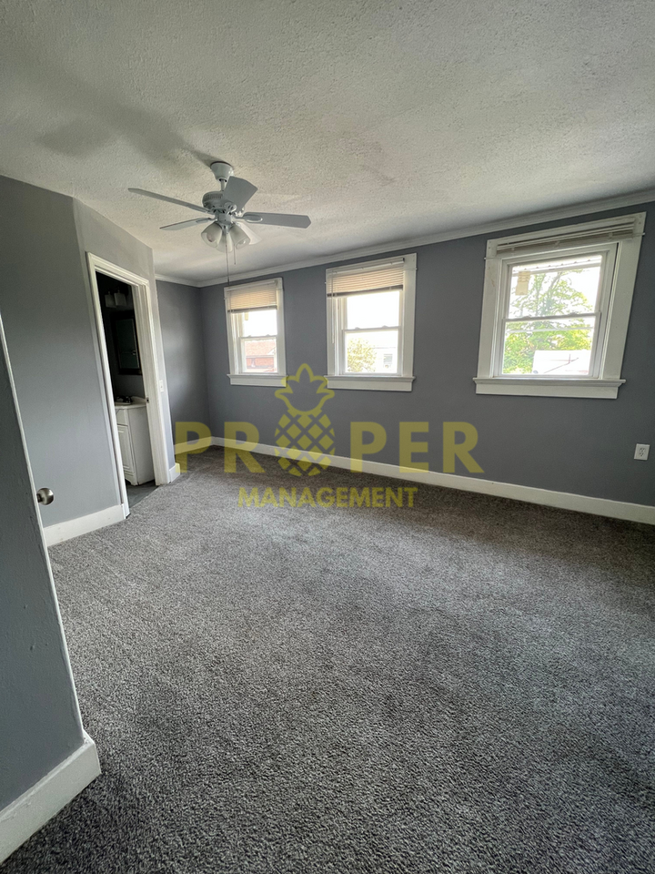 2137 Ravenwood Ave - Photo 7 of 11