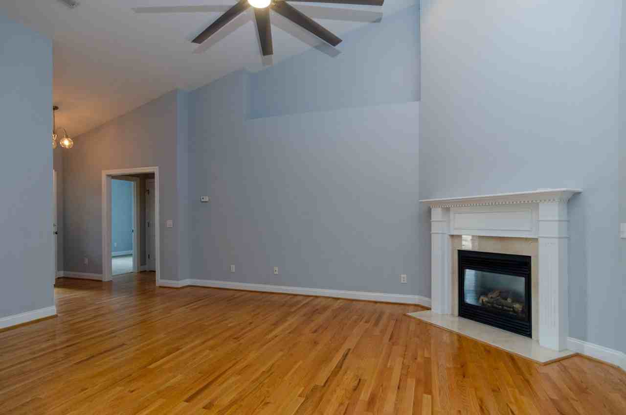 206 Hanging Moss Ct - Photo 2 of 32