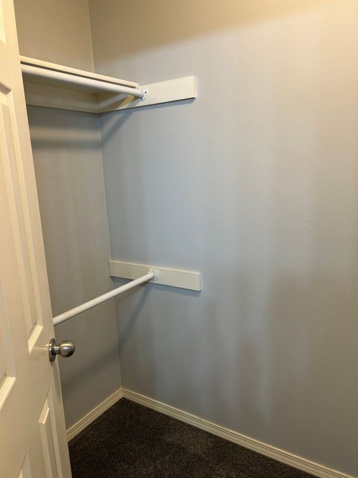 904 E 5th St - Photo 7 of 30