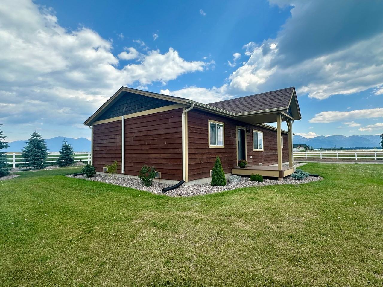 788 Manning Rd - Photo 4 of 27