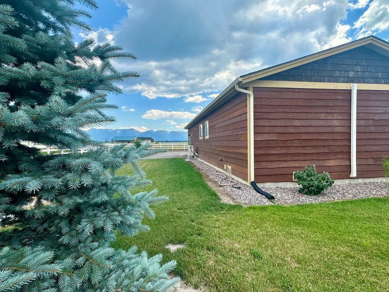 788 Manning Rd - Photo 6 of 27