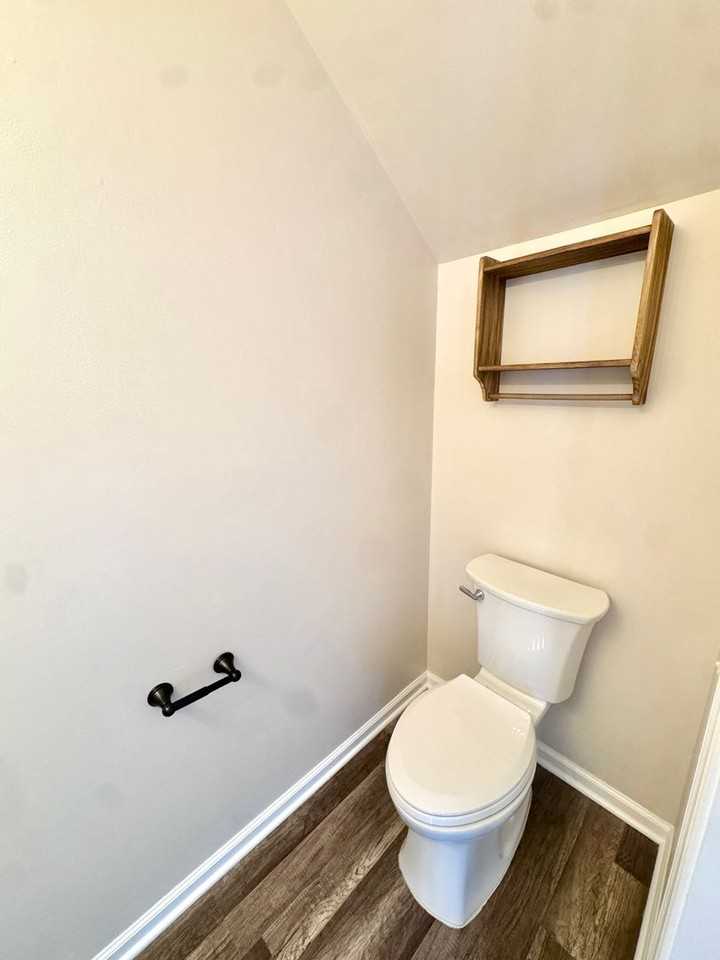 117 N Oak St - Photo 7 of 27