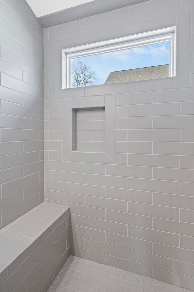 1615 21st Ave N - Photo 3 of 32