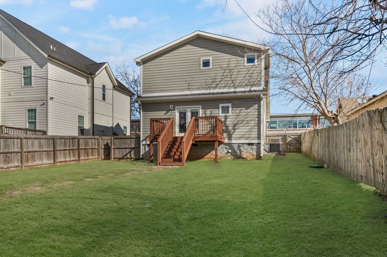 1615 21st Ave N - Photo 6 of 32