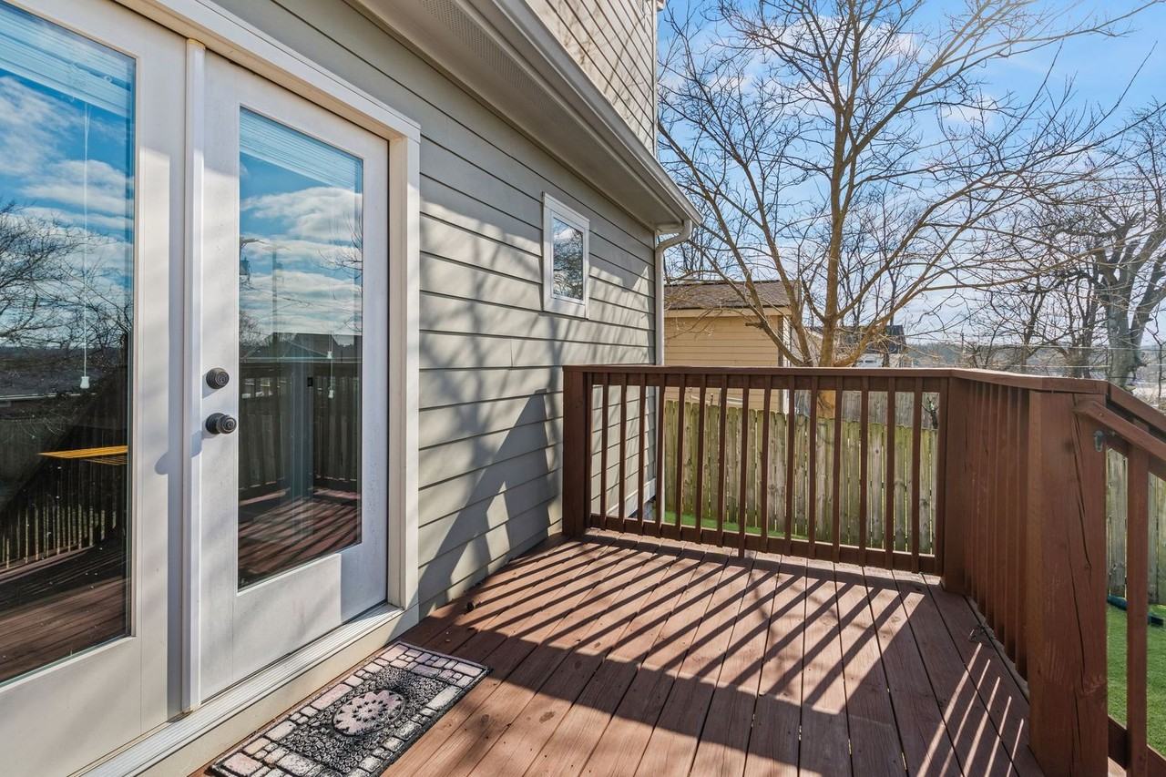 1615 21st Ave N - Photo 7 of 32