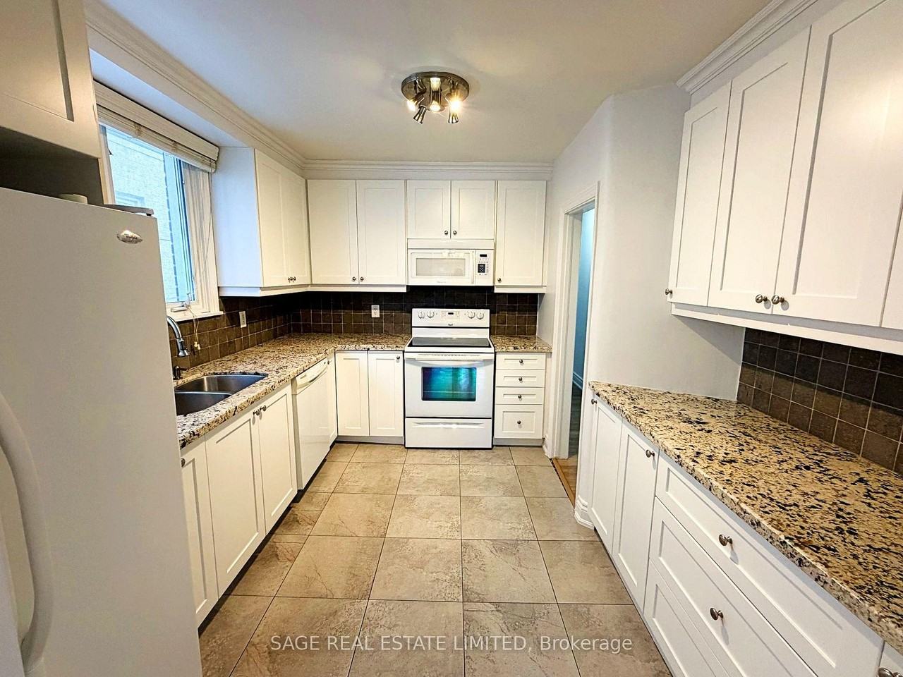 375 Lawrence Avenue West - Photo 2 of 14