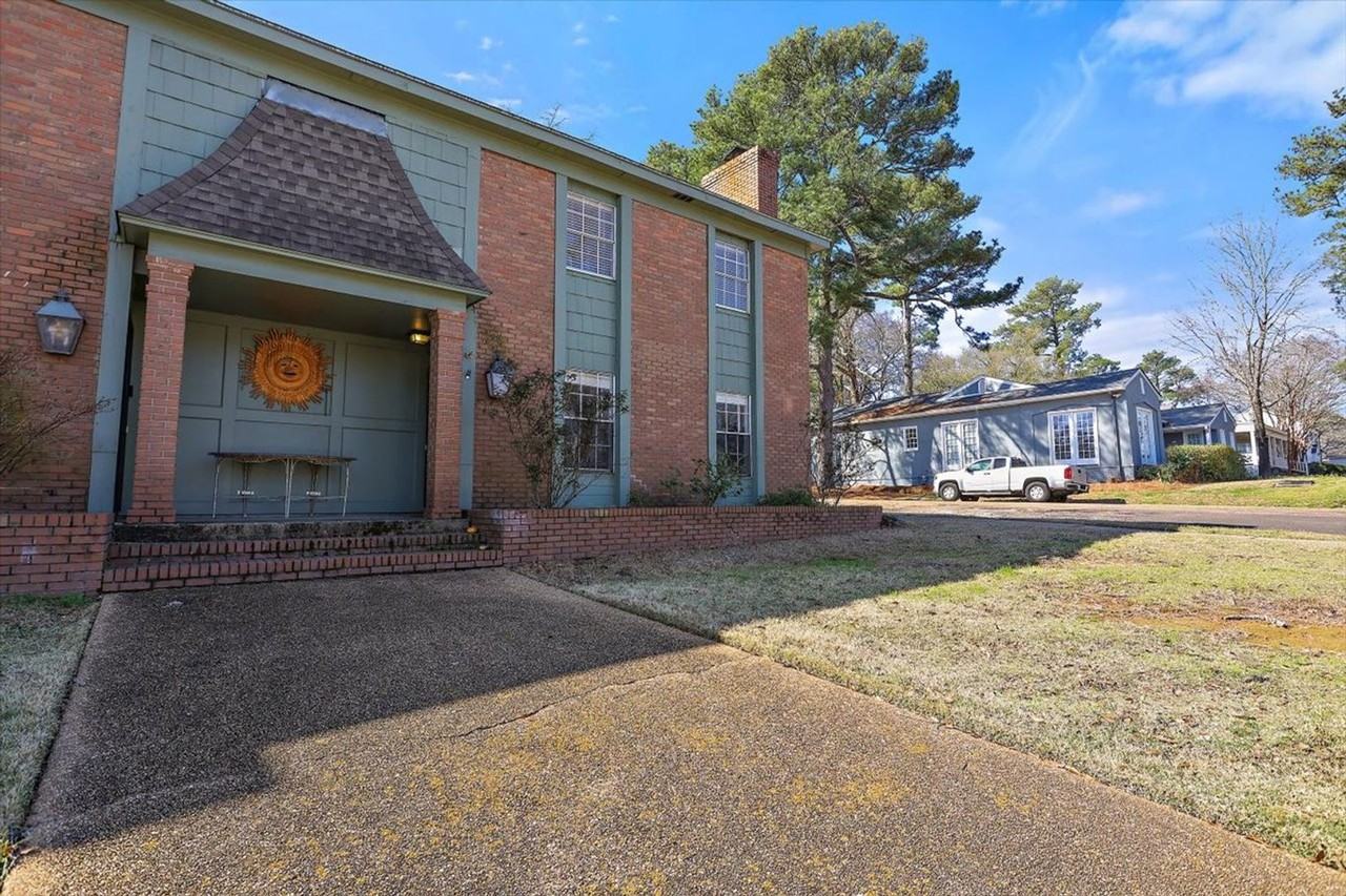 1001 Euclid Ave - Photo 2 of 26