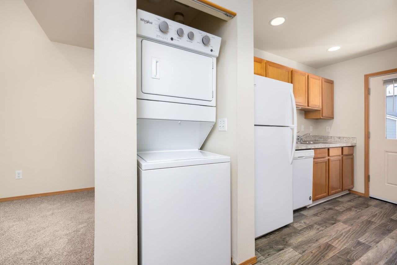 18222 Smokey Point Blvd - Photo 7 of 15