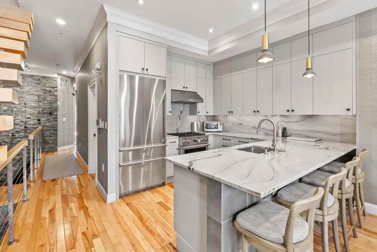 1224 R St Nw #2 - Photo 7 of 42