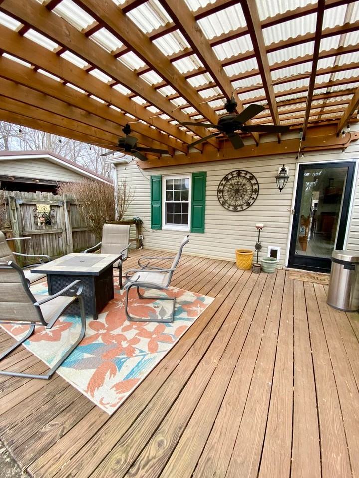 131 Highland Dr - Photo 5 of 23