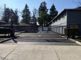 featured image of 4021 Ralston Cmn