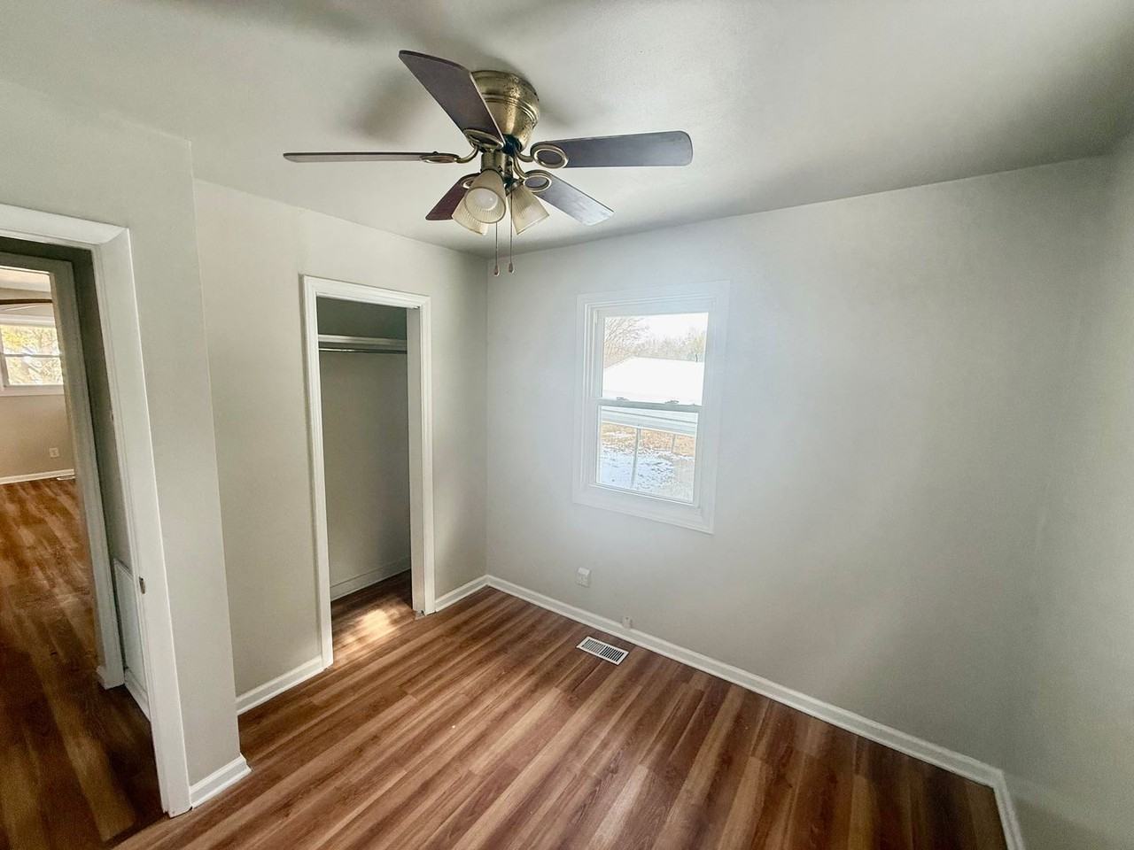 1463 Thomas Haith Ln - Photo 7 of 15