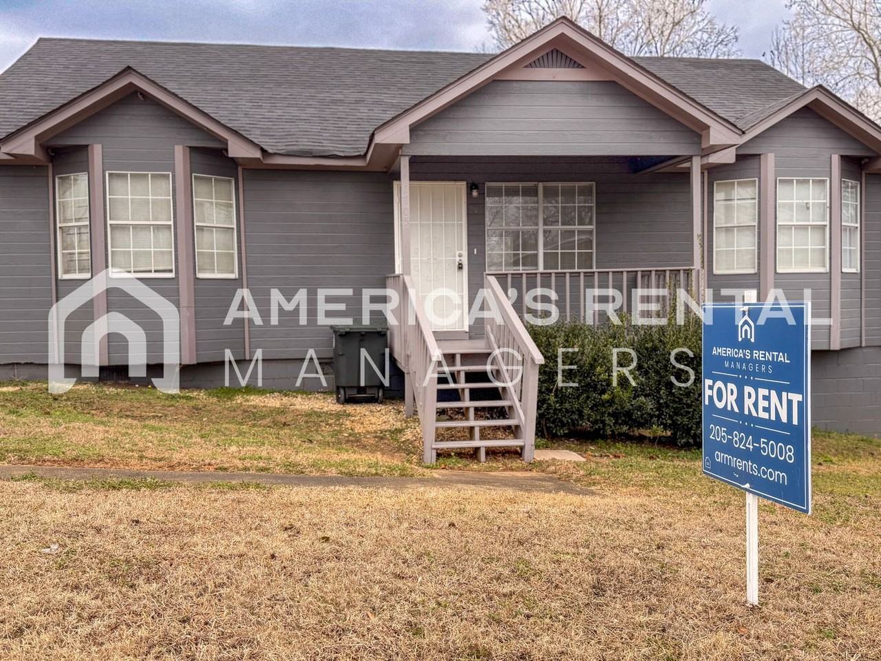 1705 Slayden Ave - Photo 3 of 33