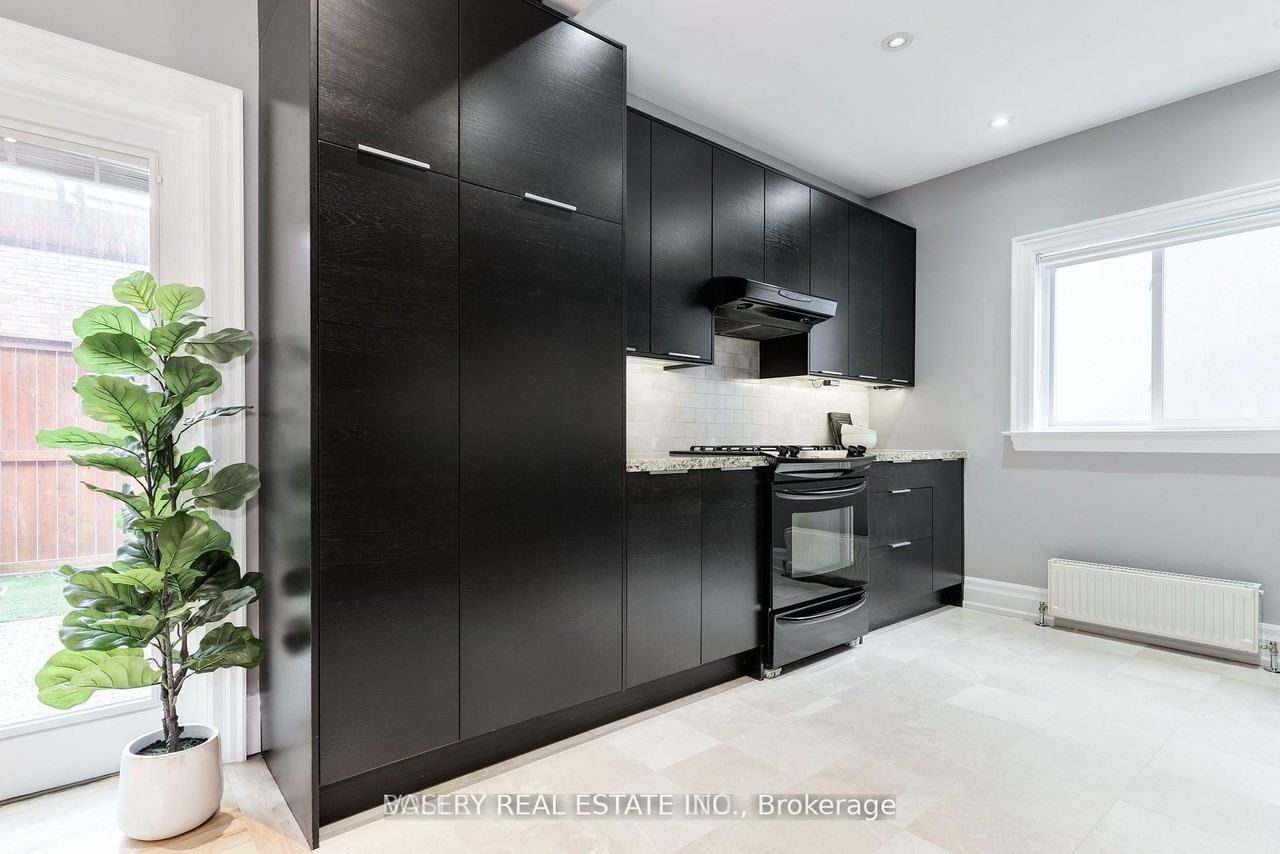 42 Logan Avenue - Photo 6 of 26