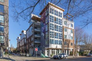 162TEN - Photo 1 of 1