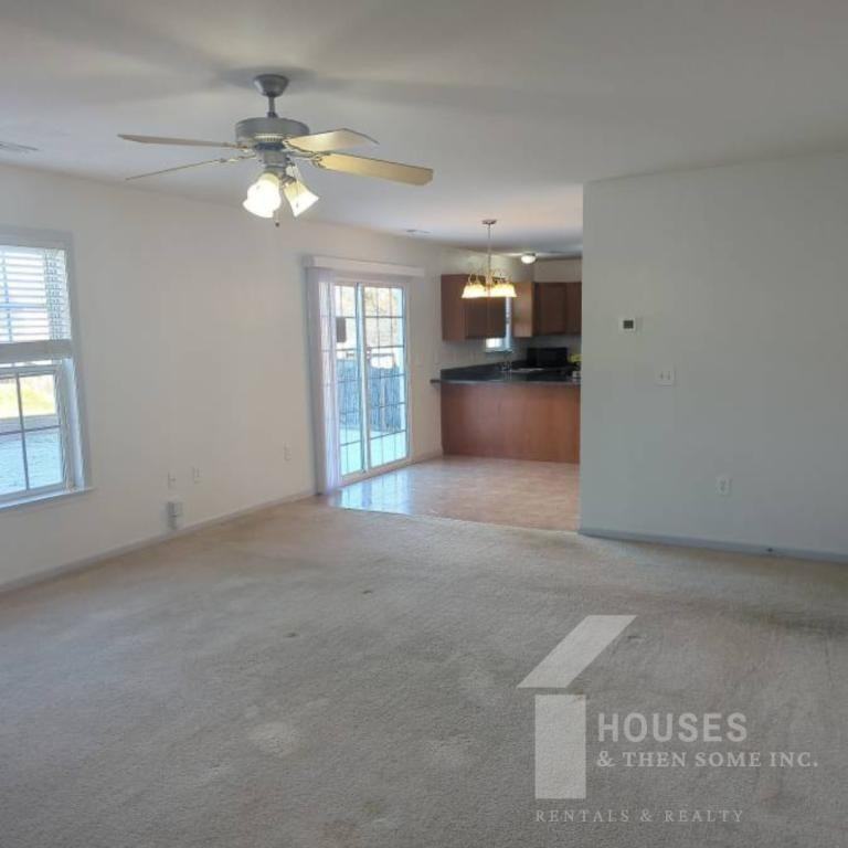 18 Whitethorn Ln - Photo 6 of 22