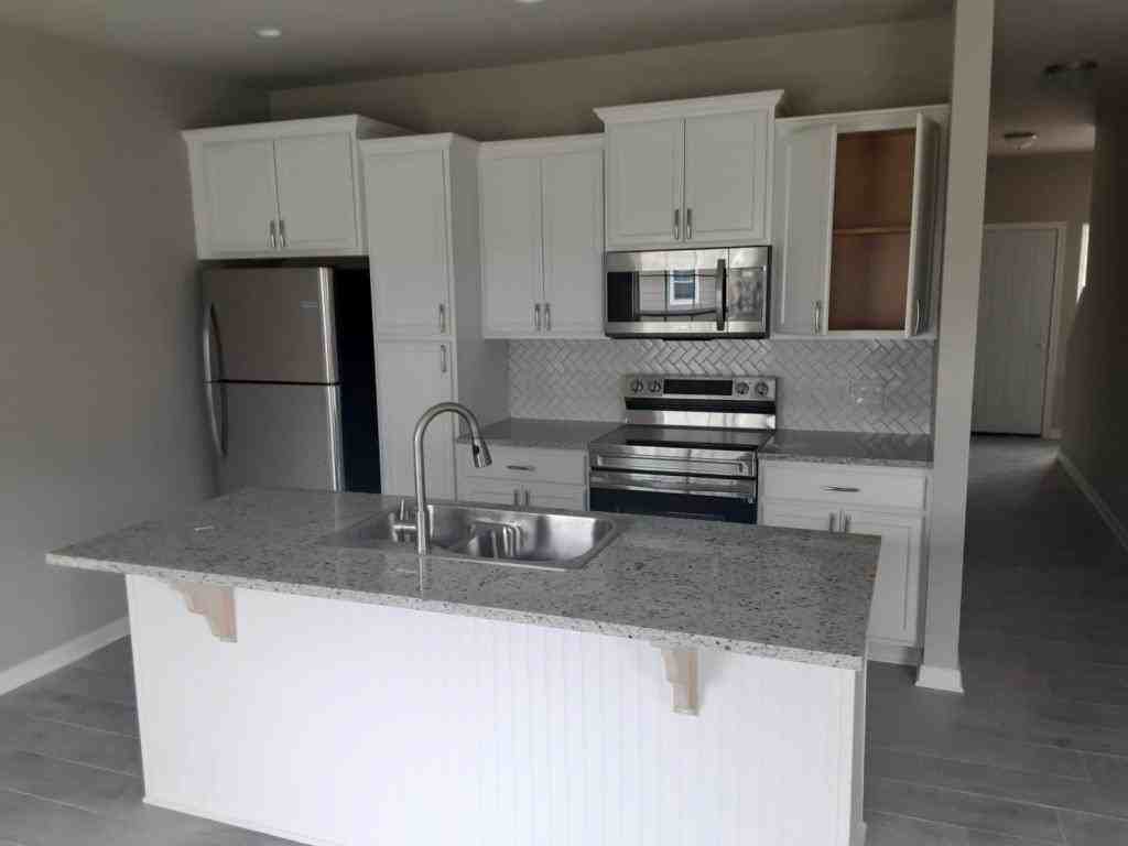 111 Meyers Terrace Cir - Photo 2 of 8