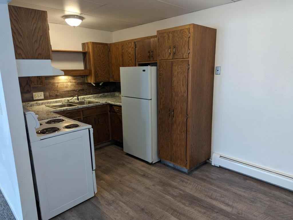 121 N 18th St - Photo 2 of 10